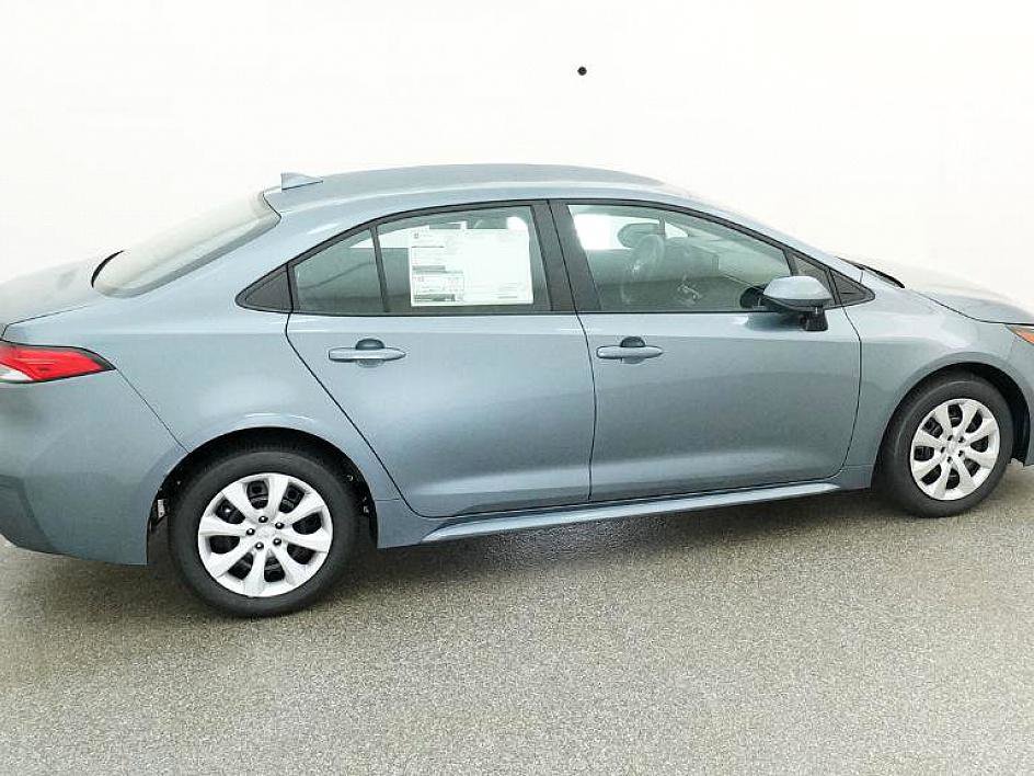 2025 Toyota Corolla LE photo 46