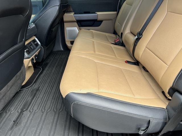 2022 Ford F-150 Lariat photo 22