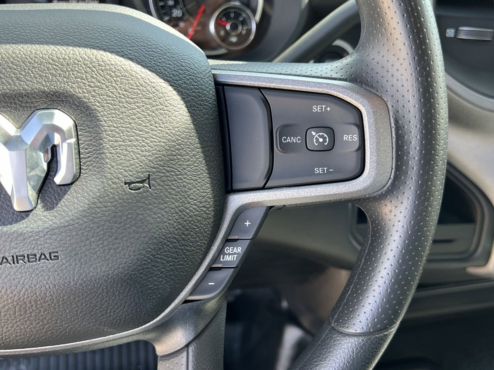 2024 Ram 3500 Tradesman photo 18