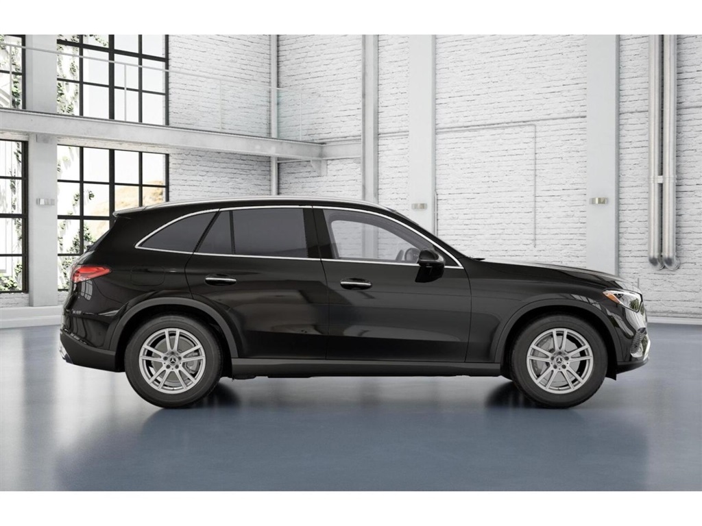 2025 Mercedes Benz GLC 300 4MATIC photo 2