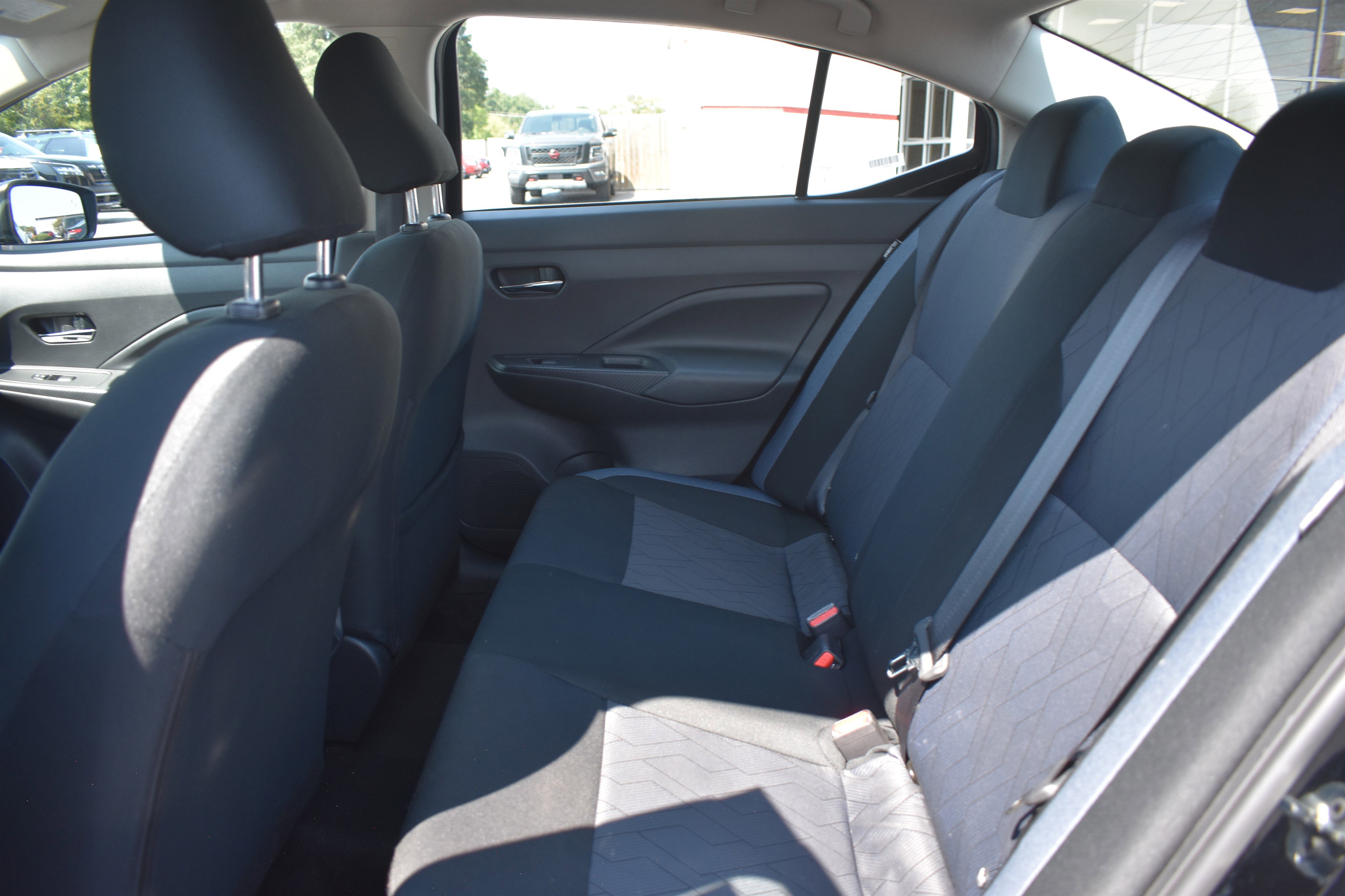 2024 Nissan Versa SV photo 8