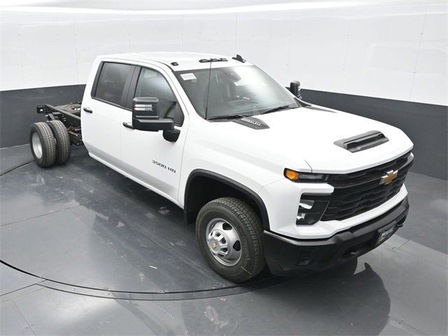 2025 Chevrolet Silverado 3500HD Work Truck's photo