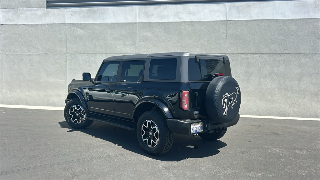 2022 Ford Bronco Outer Banks photo 4
