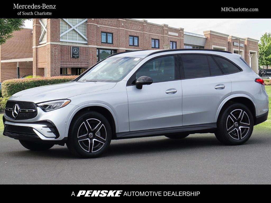 2025 Mercedes-Benz GLC Base's photo