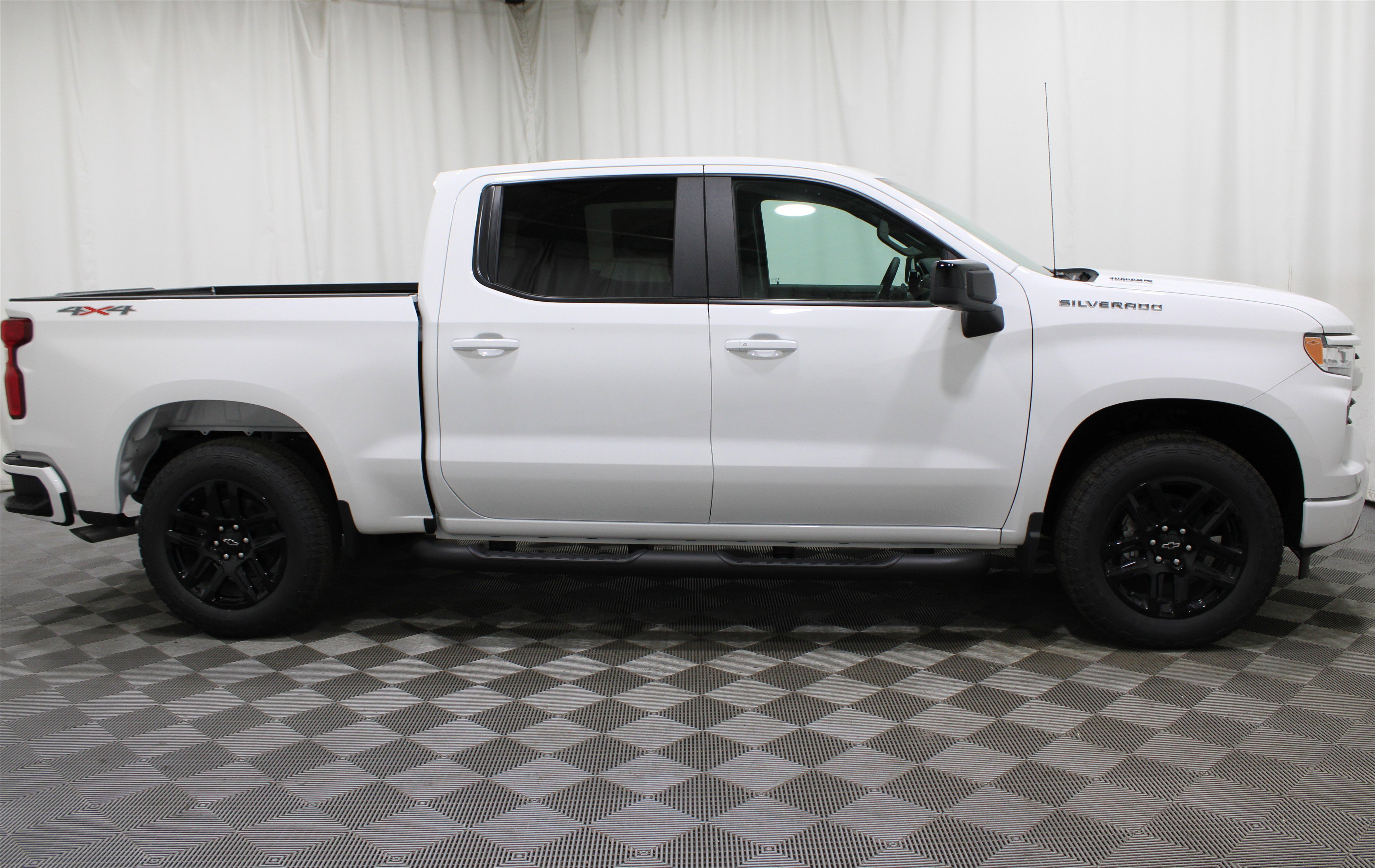2026 Chevrolet Silverado 1500 RST photo 27