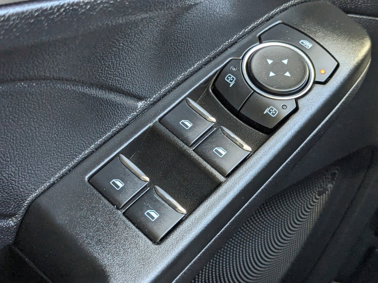 2021 Ford Escape SE photo 22