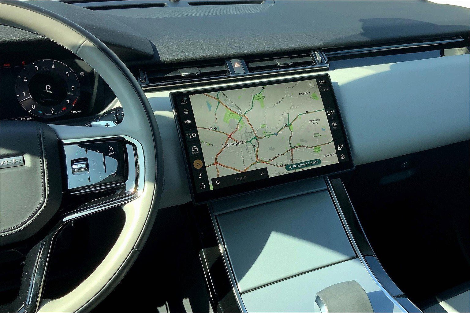 2025 Land Rover Range Rover Velar S photo 3