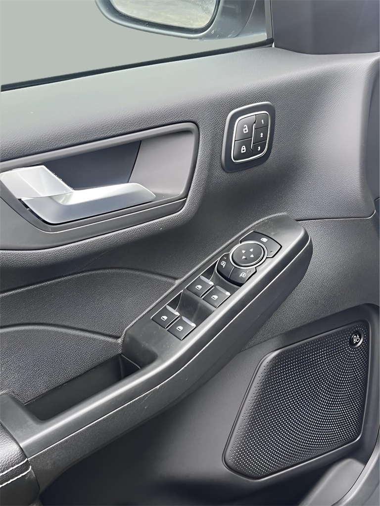 2025 Ford Escape Active photo 28