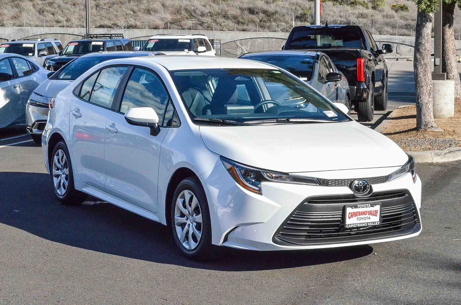 2026 Toyota Corolla LE photo 3