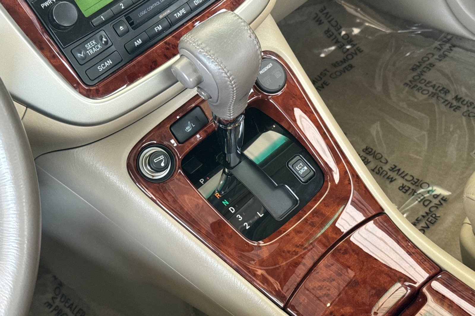 2005 Toyota Highlander Limited photo 22