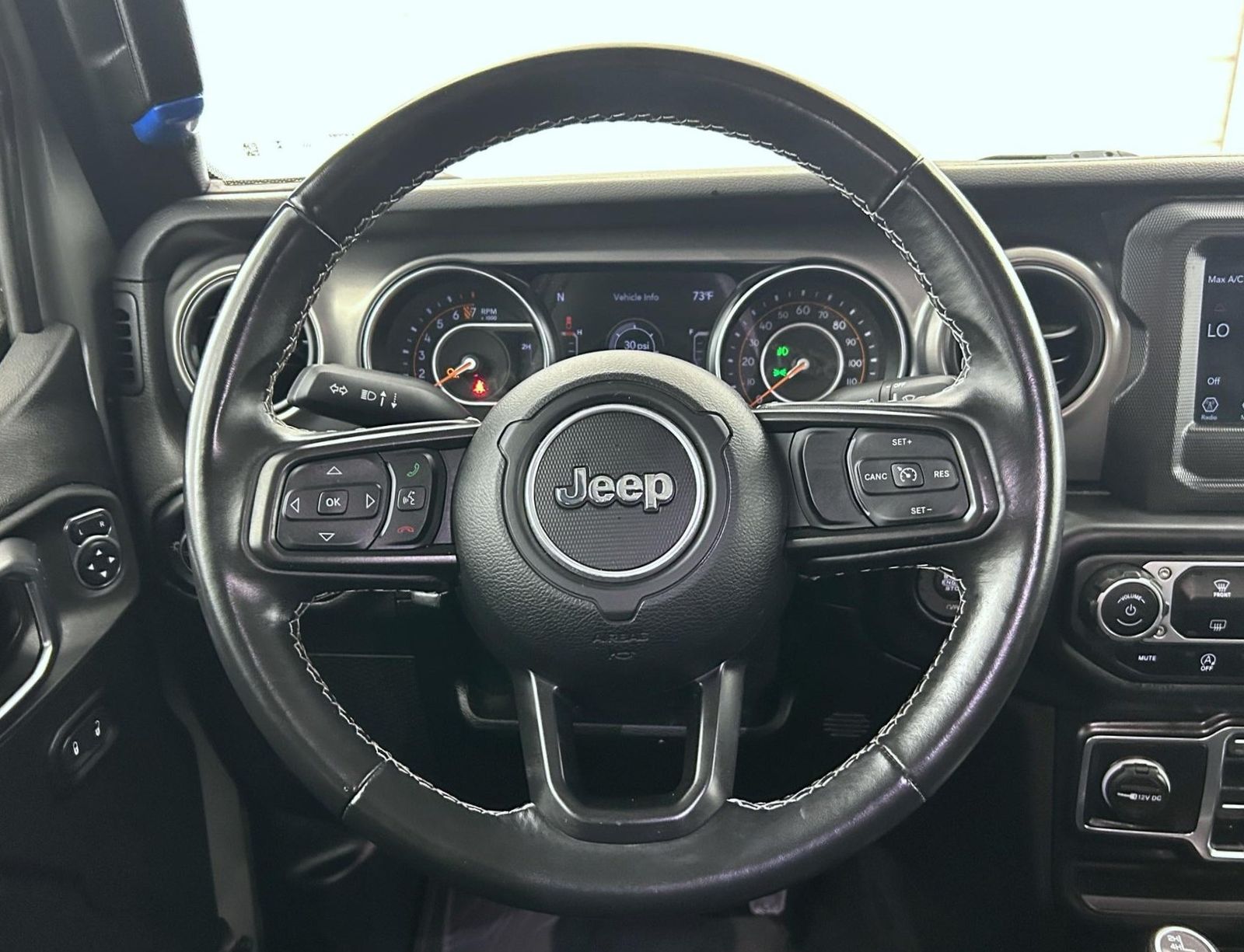 2021 Jeep Gladiator Freedom photo 11