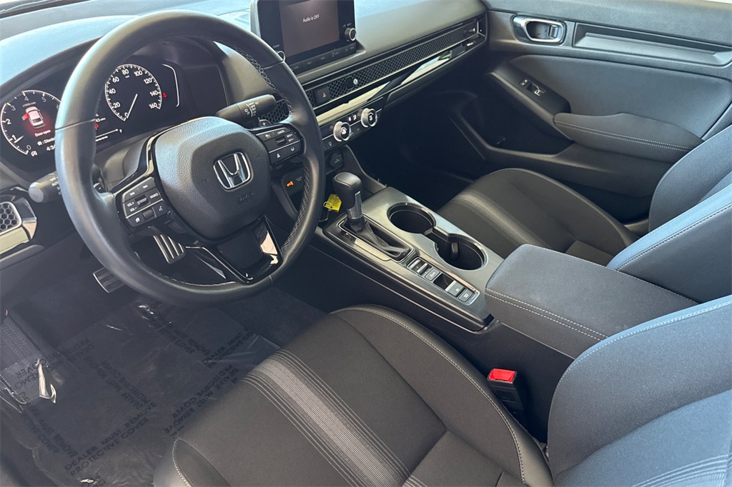 2025 Honda Civic Sport photo 8