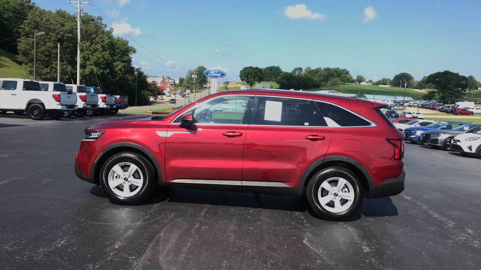 2023 Kia Sorento LX photo 4