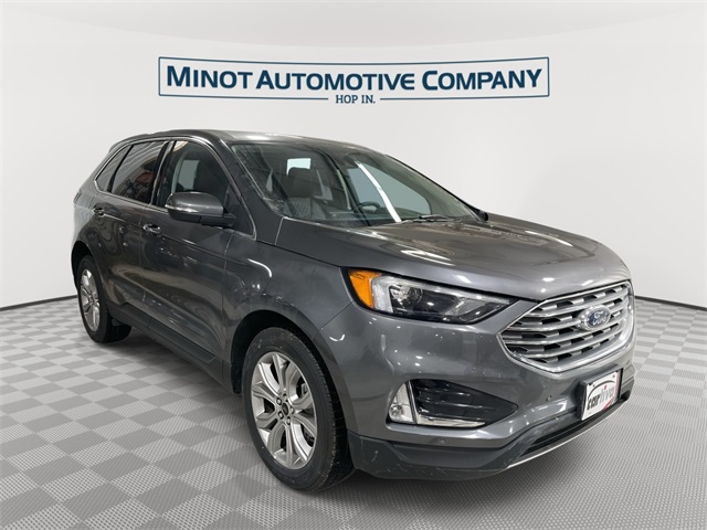 2024 Ford Edge Titanium's photo
