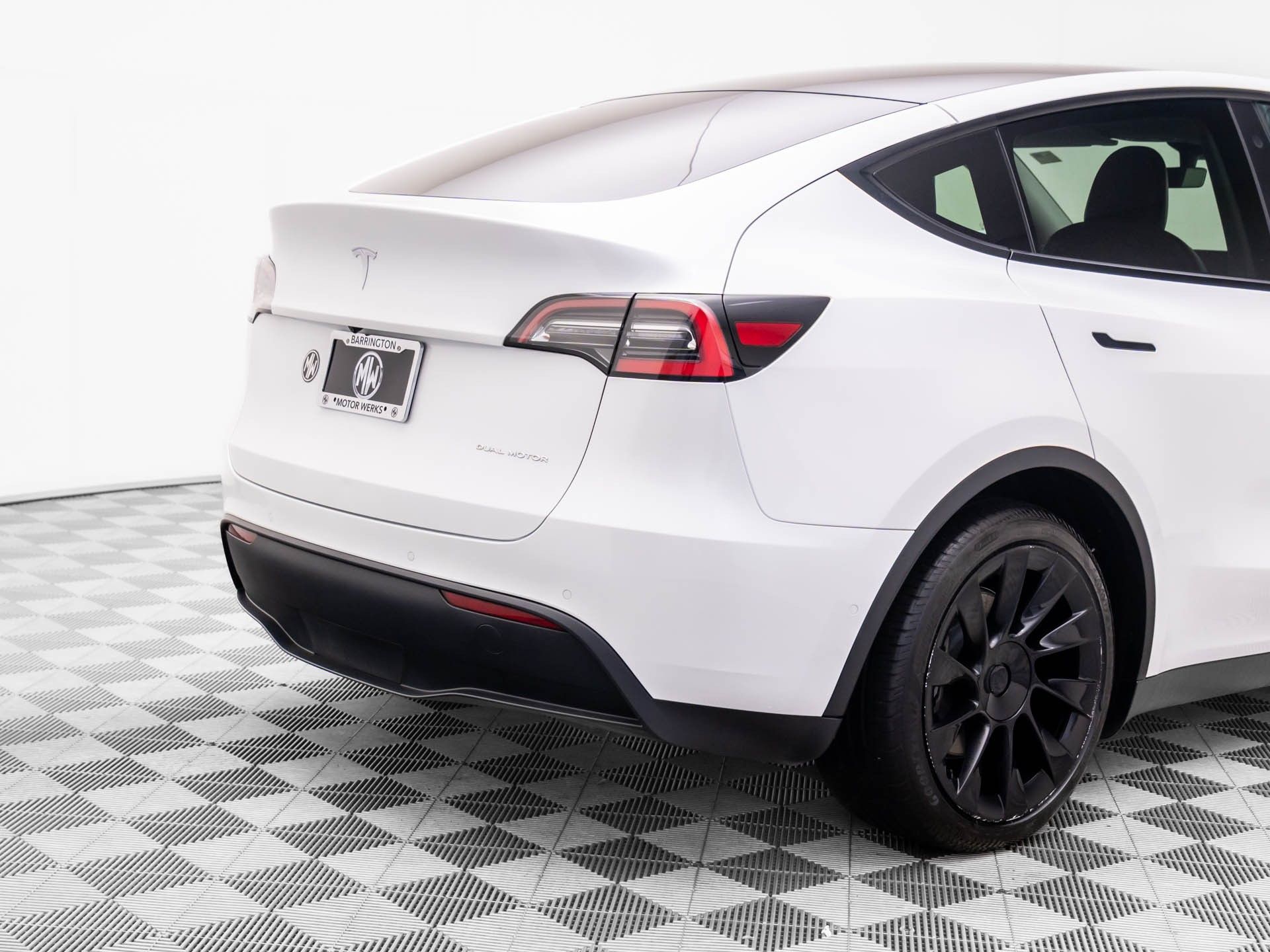 2021 Tesla Model Y Long Range photo 30