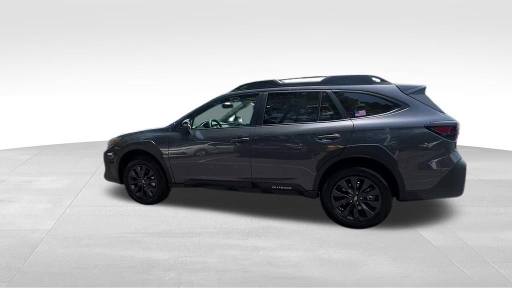2025 Subaru Outback Onyx Edition photo 3