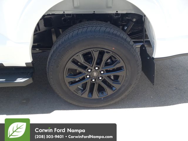 2025 Ford F-150 Lariat photo 30