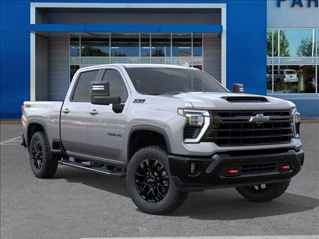 2026 Chevrolet Silverado 2500HD LTZ photo 4