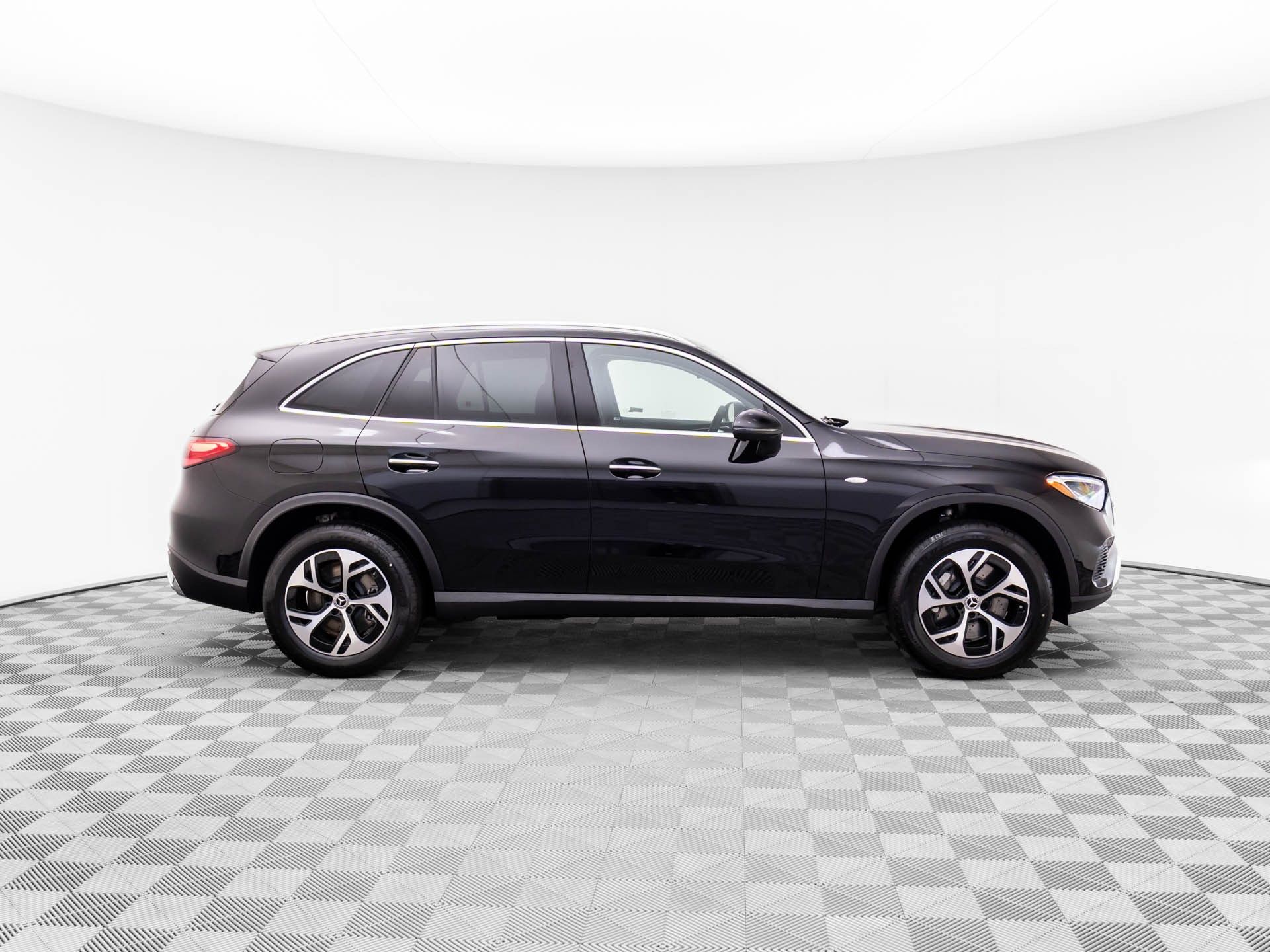 2026 Mercedes Benz GLC 350e 4MATIC photo 6