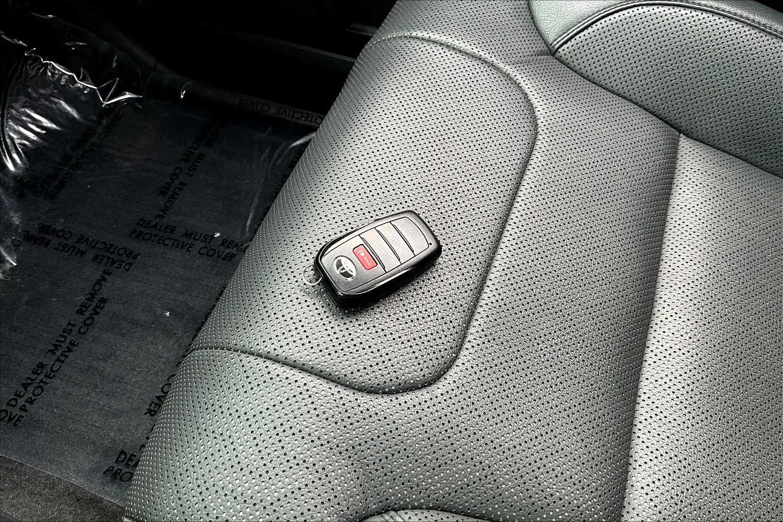 2022 Toyota Tundra Limited Double Cab photo 14