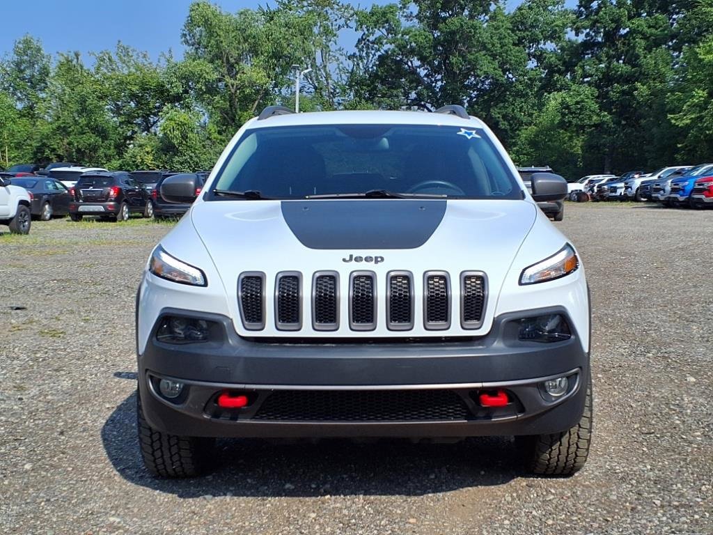 Used 2017 Jeep Cherokee Trailhawk with VIN 1C4PJMBB8HW510042 for sale in Howell, MI