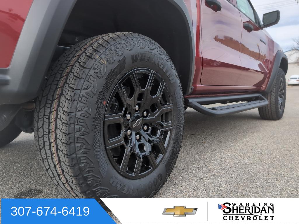 2026 Chevrolet Colorado Trail Boss photo 2