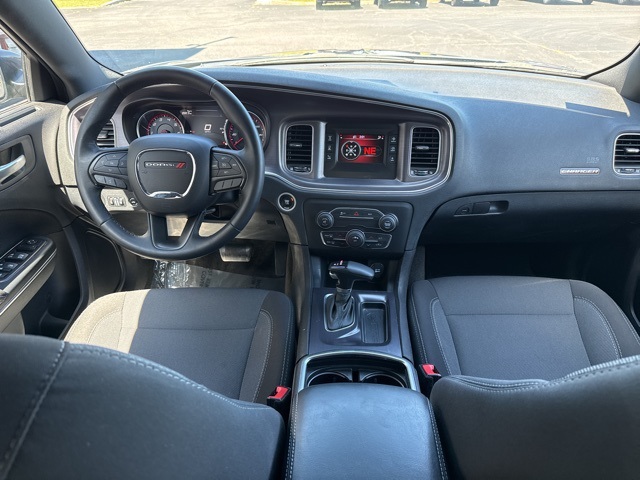 2016 Dodge Charger SE photo 17