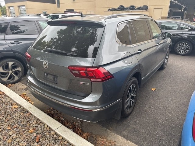 2021 Volkswagen Tiguan SE photo 4