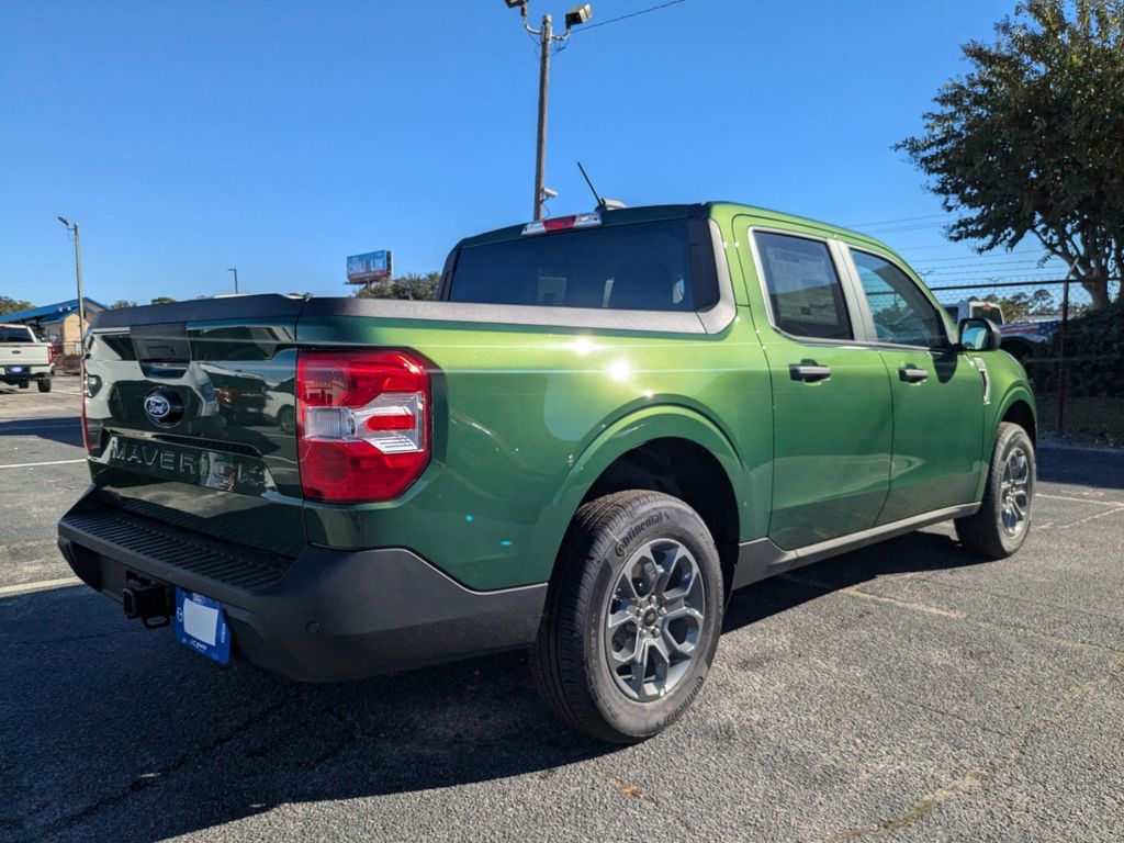 2025 Ford Maverick XLT photo 2
