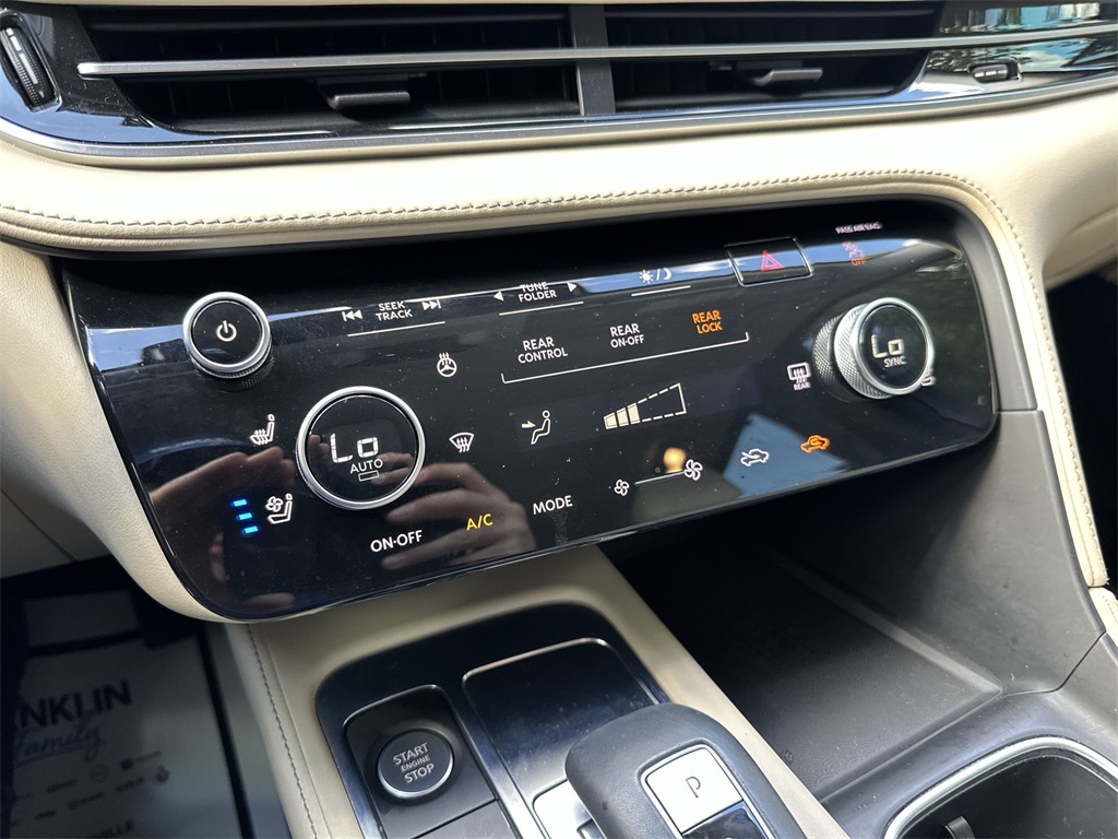2023 Infiniti QX60 Luxe photo 18