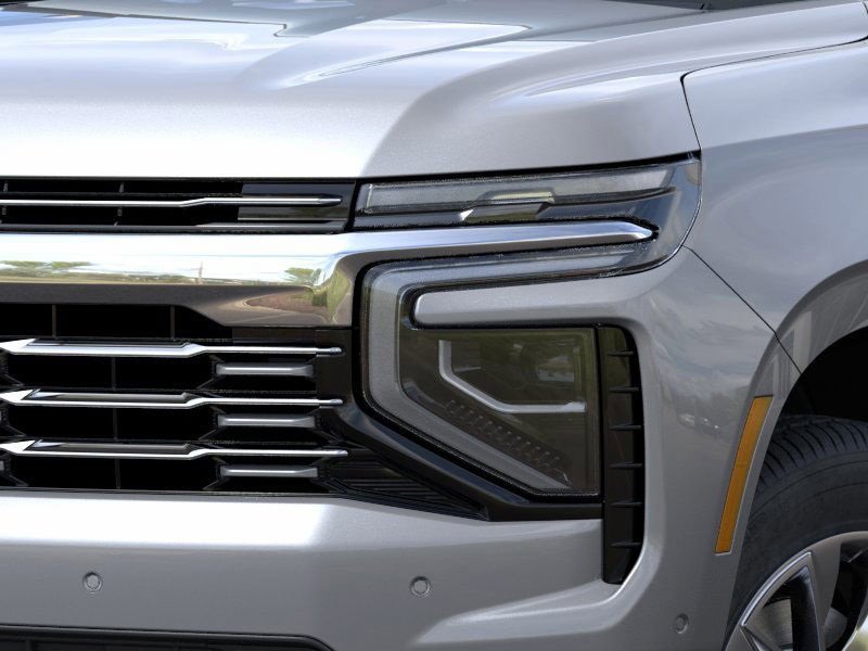 2025 Chevrolet Suburban Premier photo 21