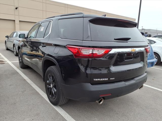 2021 Chevrolet Traverse Cloth 1LT photo 3