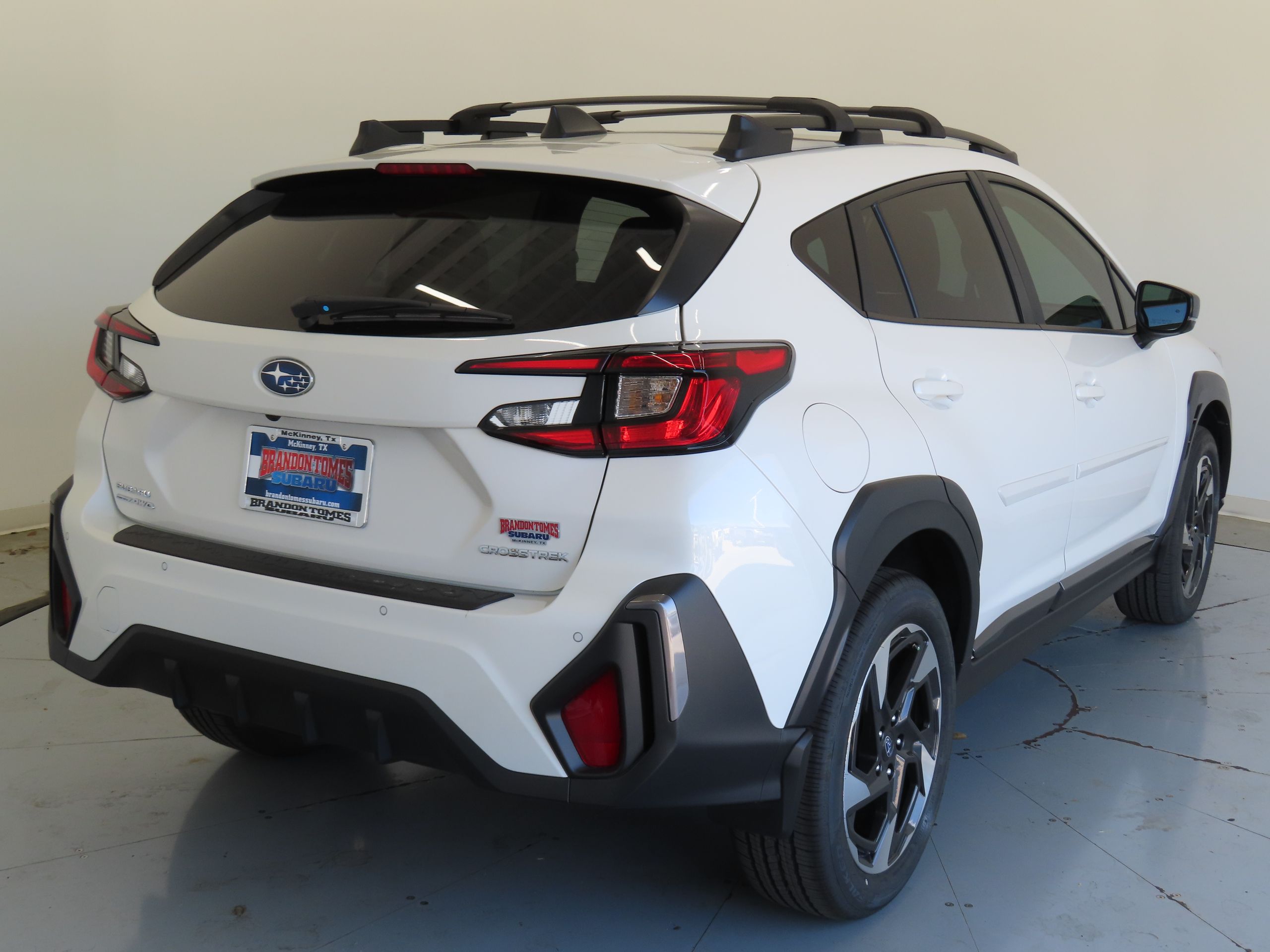 2025 Subaru Crosstrek Limited photo 3