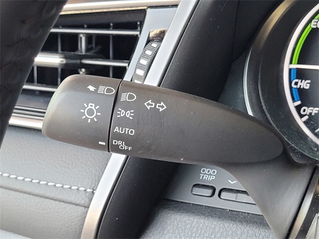 2024 Toyota Camry Hybrid XSE photo 29
