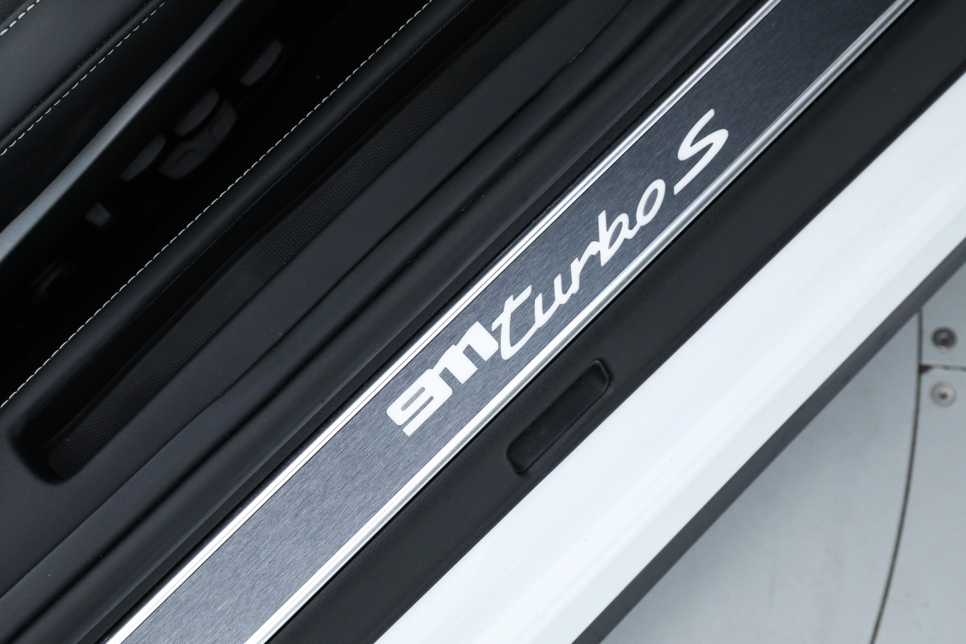 2023 Porsche 911 Turbo S Cabriolet photo 25