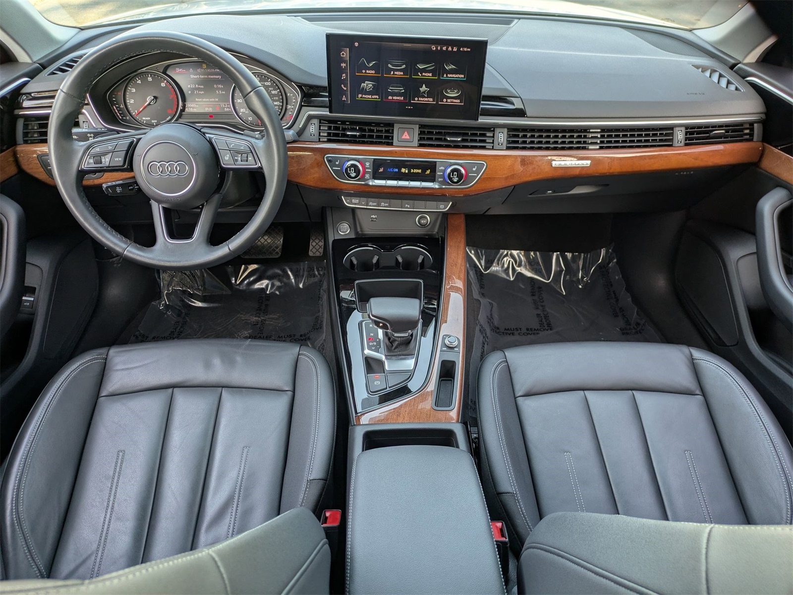 2023 Audi A4 40 Premium Quattro photo 2