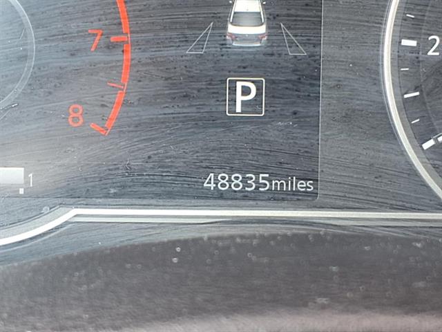 2023 Nissan Versa SV photo 14