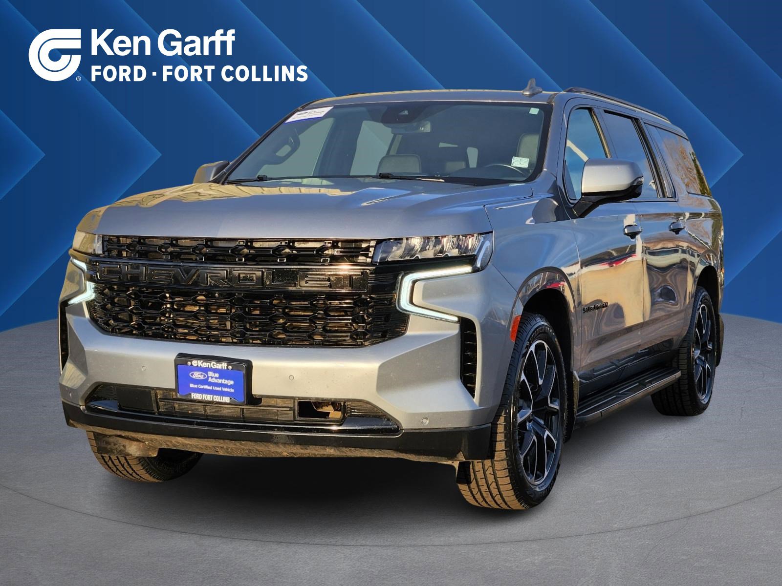 2023 Chevrolet Suburban RST's photo