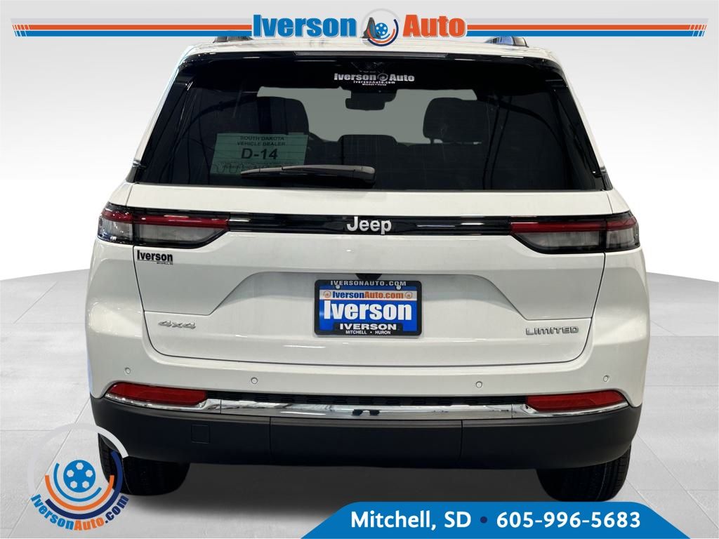 2025 Jeep Grand Cherokee Limited photo 4