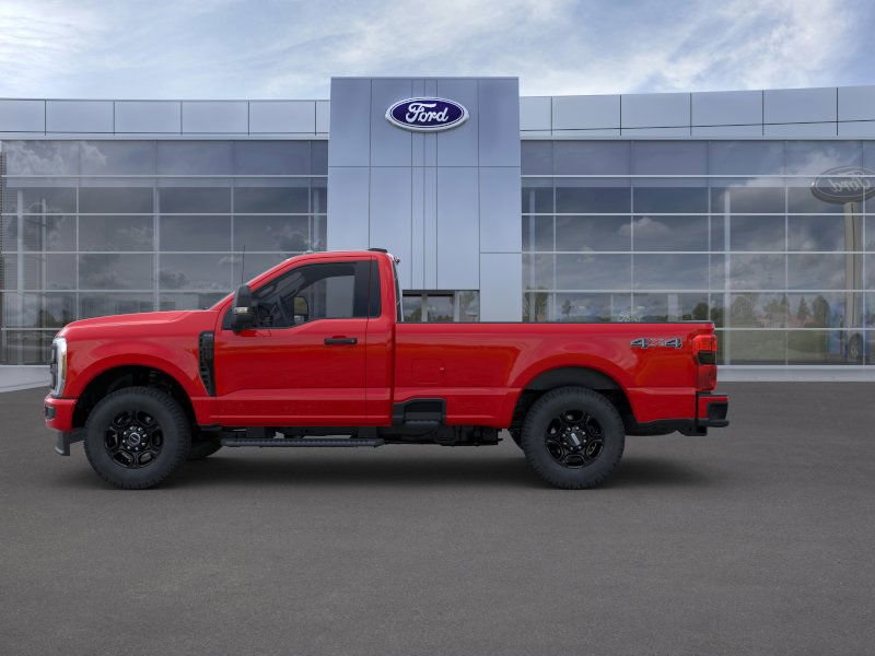 2025 Ford F-350 photo 3