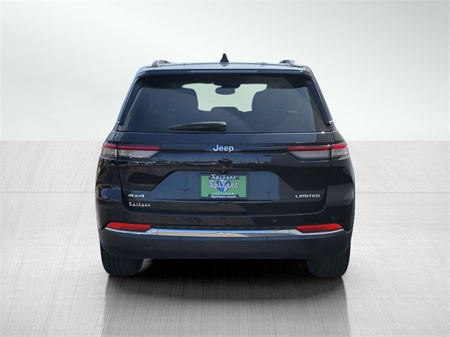 2023 Jeep Grand Cherokee Limited photo 4