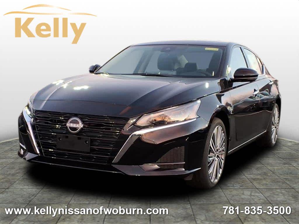 2025 Nissan Altima SL's photo