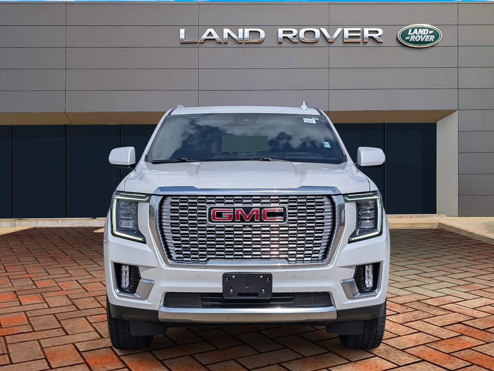 2023 Gmc Yukon XL Denali photo 2
