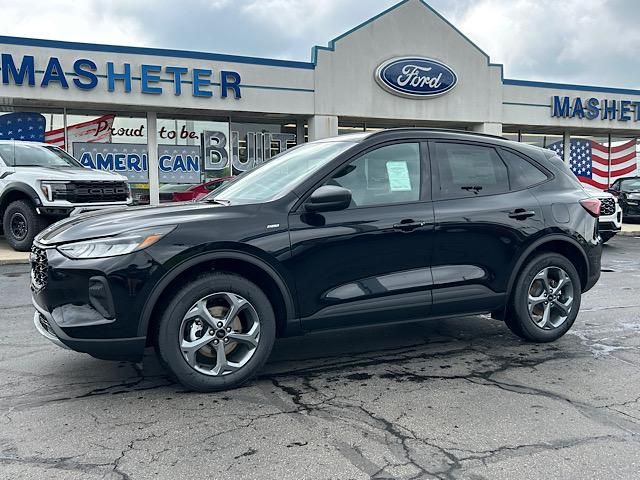 2025 Ford Escape ST-Line photo 2