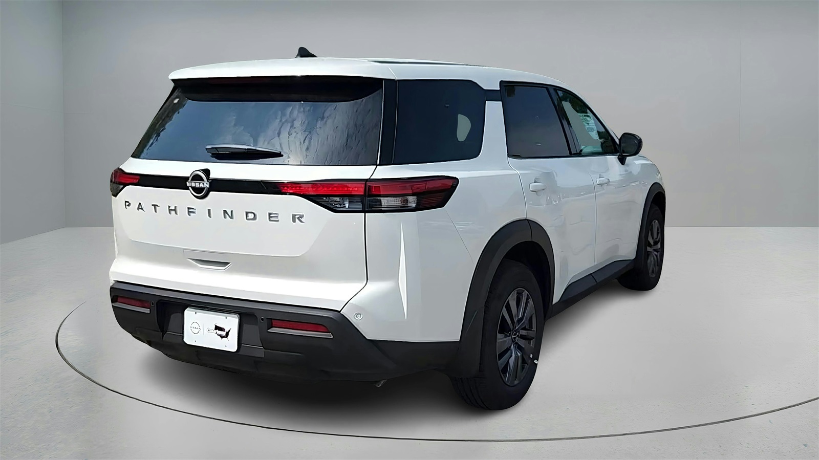 2025 Nissan Pathfinder S photo 4
