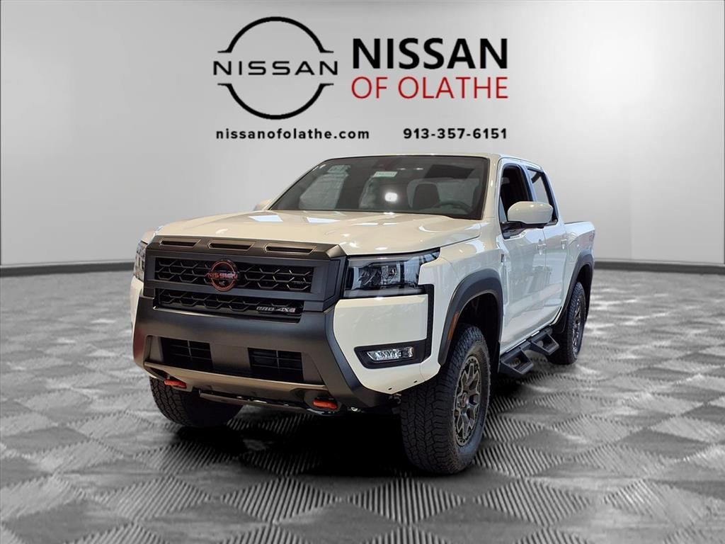 2026 Nissan Frontier PRO-4X's photo