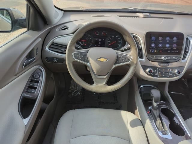 2022 Chevrolet Malibu 1LT photo 12