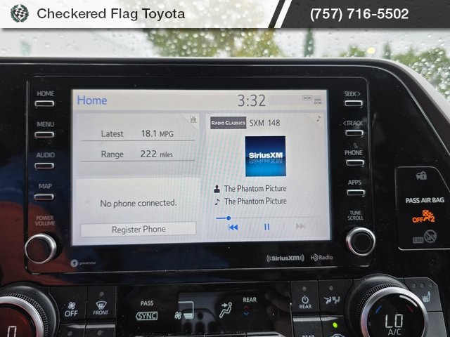 2021 Toyota Highlander XLE photo 13