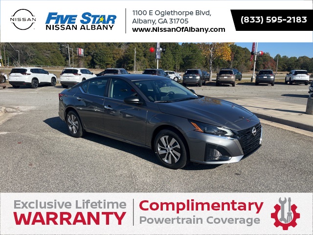 2025 Nissan Altima S's photo