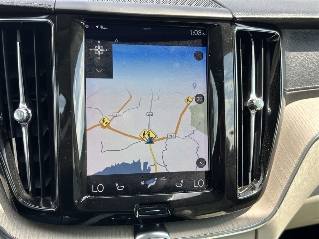 2019 Volvo XC60 T5 Inscription photo 3